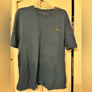 Extra soft blue T-shirt with Rainbow detail